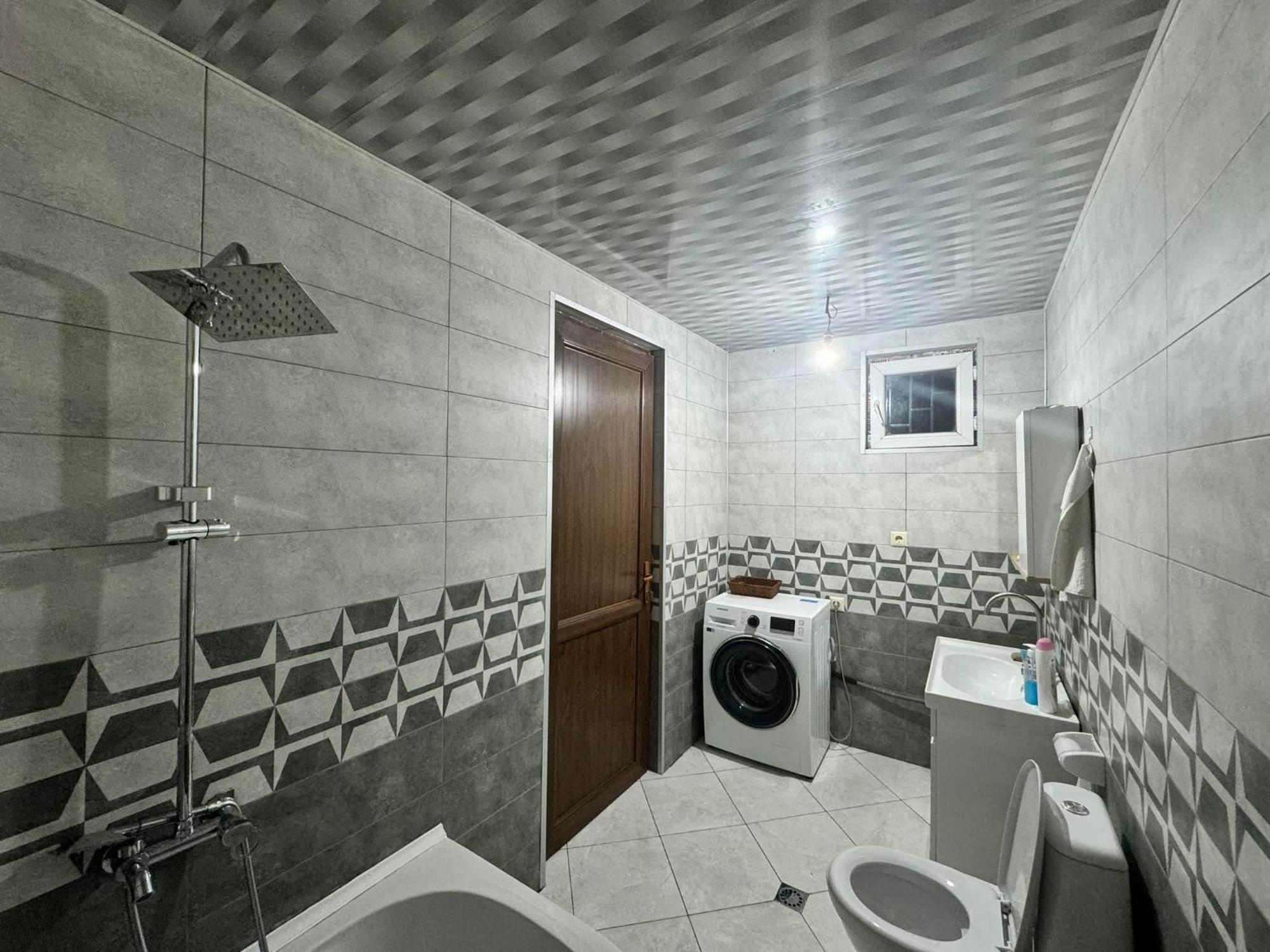 Zara-Guest House Zugdidi Esterno foto