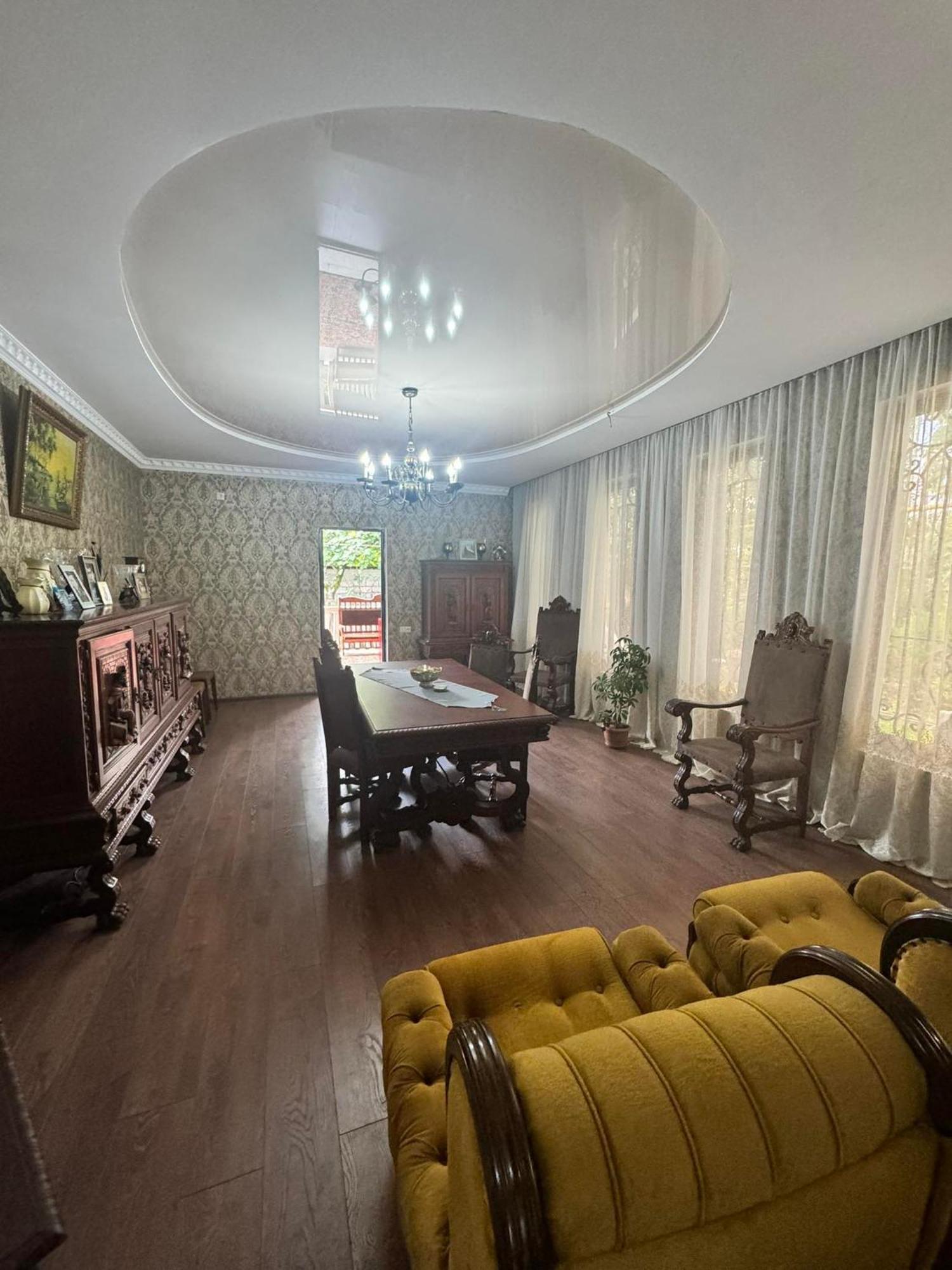 Zara-Guest House Zugdidi Esterno foto